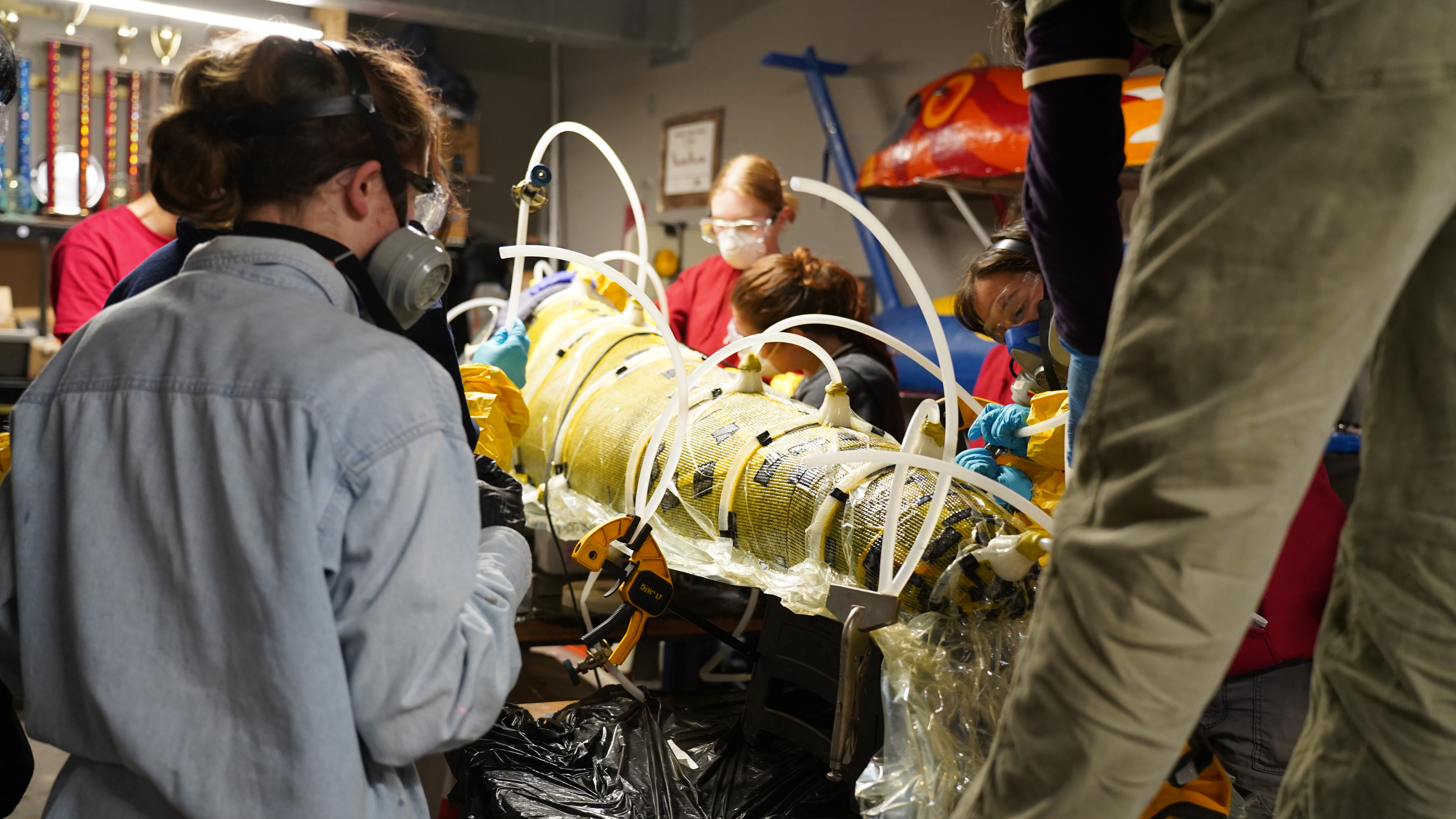 Mechanics working on Apex buggy